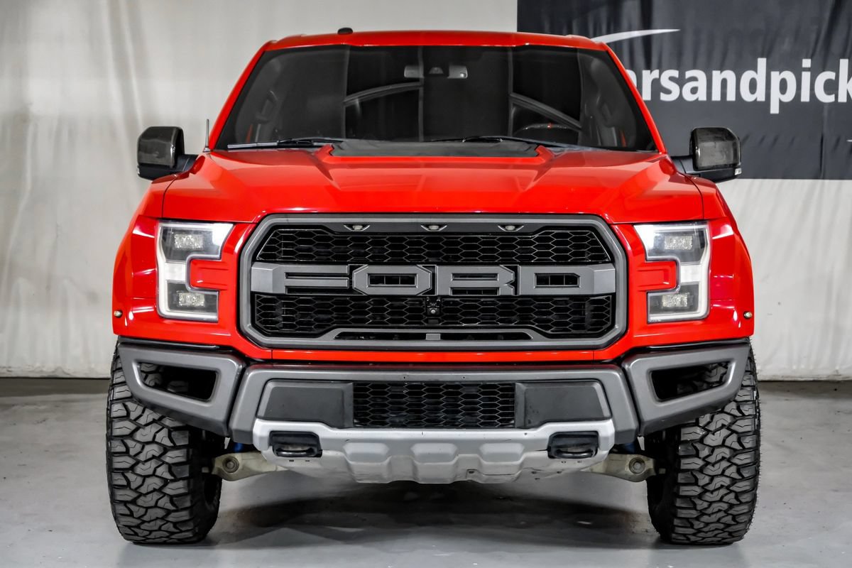 Used 2018 Ford F150 Raptor w/ Equipment Group 802A Luxury AWD/4WD image 3