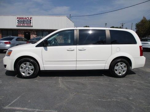 Used 2010 Dodge Grand Caravan SE w/ Climate Group image 1