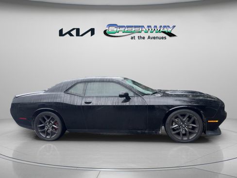 Used 2021 Dodge Challenger R/T w/ Plus Package image 5