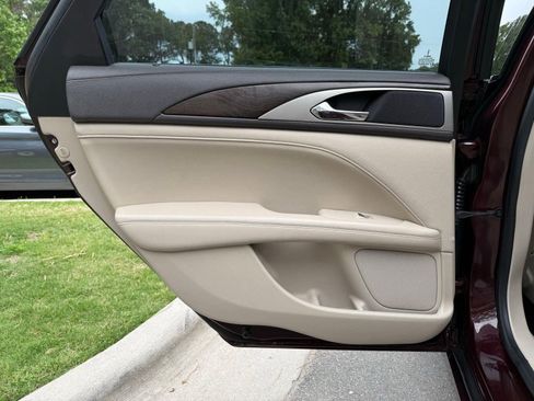 Used 2017 Lincoln MKZ Reserve w/ Climate Package AWD/4WD image 28