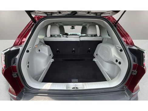 Used 2021 Jeep Cherokee Latitude Lux w/ Sun & Sound Group FWD image 32