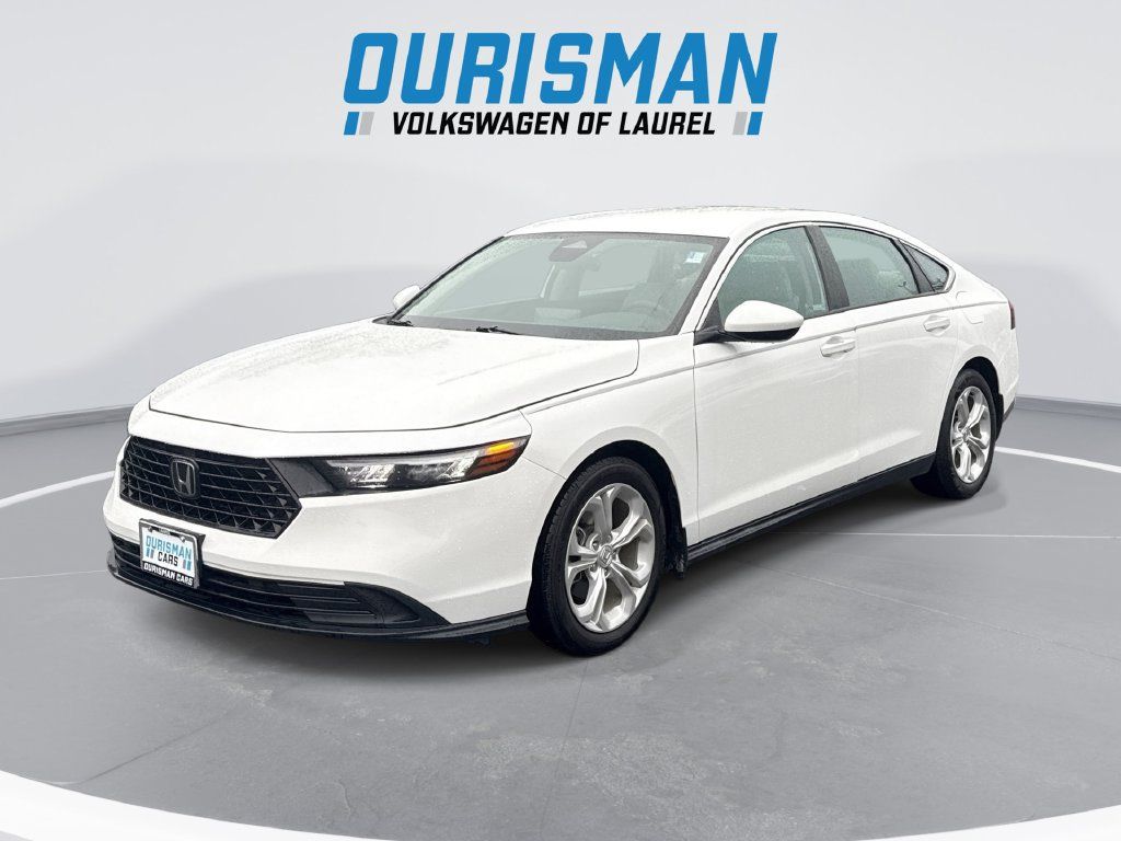 Used 2023 Honda Accord LX image 1
