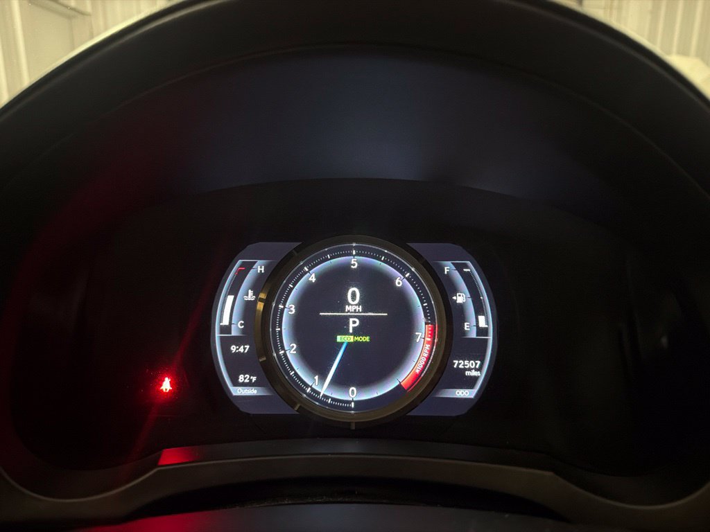 Used 2020 Lexus IS 350 F Sport w/ F Sport Package RWD image 28