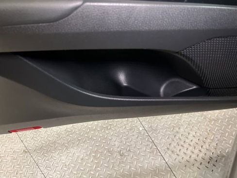 Used 2025 Toyota Camry SE image 47