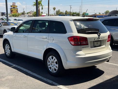 Used 2014 Dodge Journey American Value Package w/ Flexible Seating Group FWD image 4