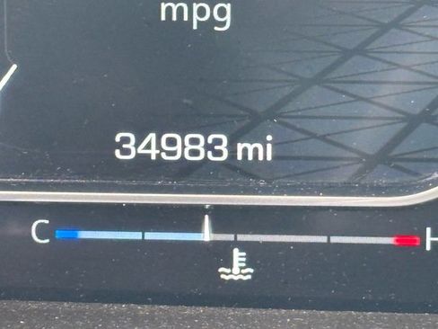 Used 2022 GMC Sierra 1500 Elevation w/ Elevation Premium Package image 35