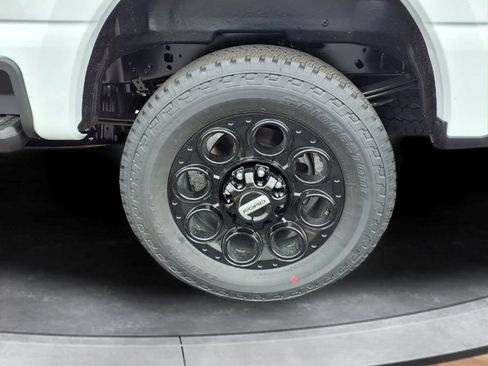 New 2026 Ford F250 XLT w/ XLT Premium Package AWD/4WD image 16