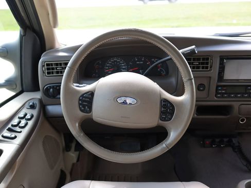 Used 2003 Ford Excursion Limited image 35