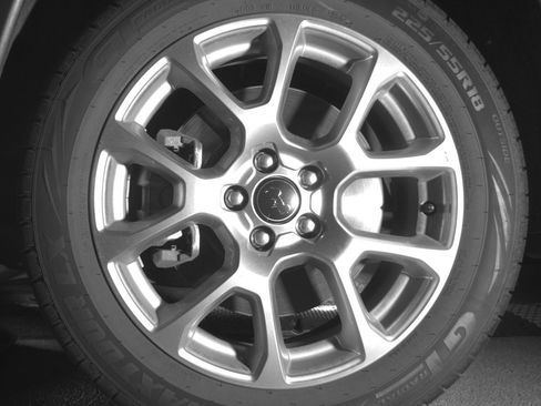 Used 2025 Jeep Compass Limited AWD/4WD image 12