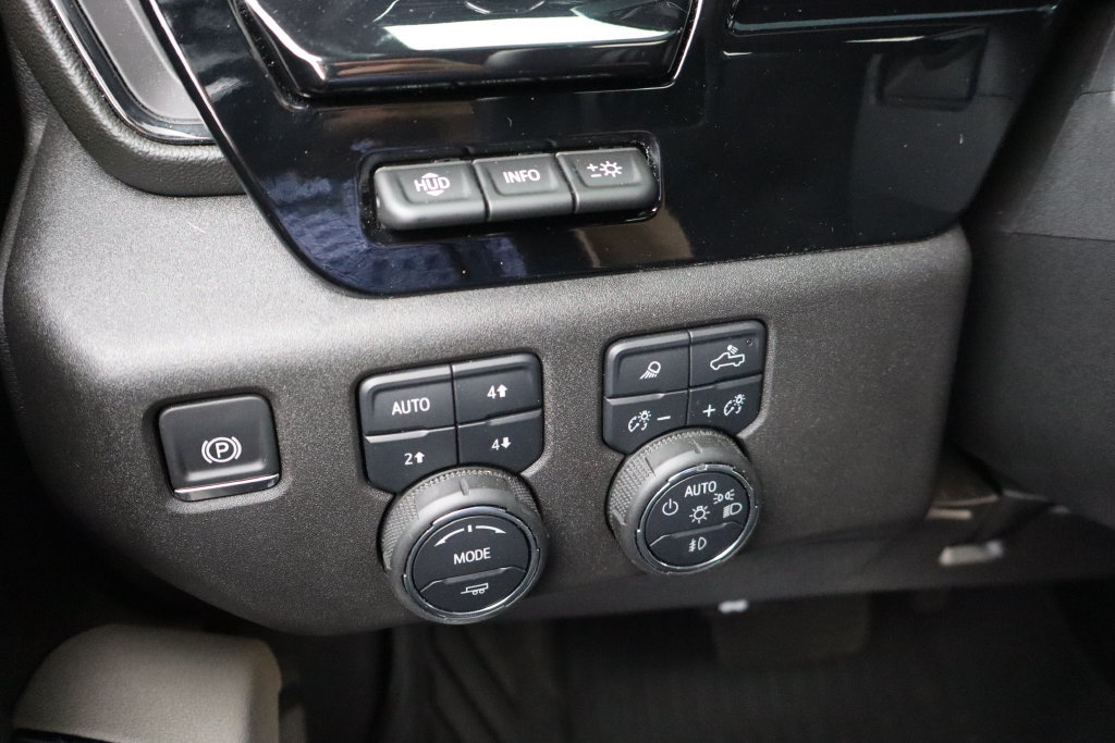 Used 2025 Chevrolet Silverado 2500 ZR2 w/ ZR2 Bison Edition AWD/4WD image 16