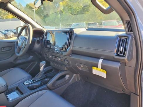 New 2026 Nissan Frontier SV w/ SV Convenience Package image 12