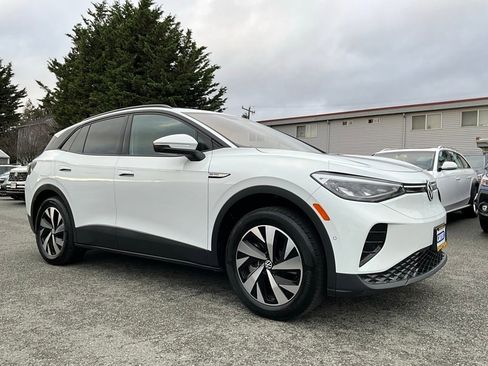 Used 2023 Volkswagen ID.4 Pro image 2