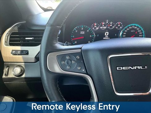 Used 2017 GMC Yukon Denali w/ Open Road Package RWD image 15