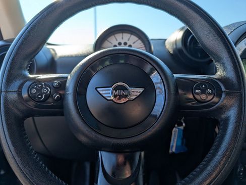 Used 2014 MINI Cooper Countryman Base image 24