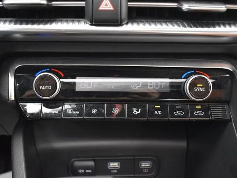 Used 2024 Kia K5 GT image 33