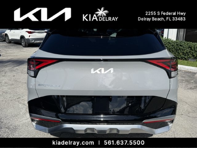 Certified 2025 Kia Sportage SX FWD image 4