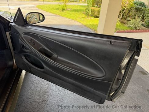 Used 2002 Ford Mustang Convertible RWD image 66