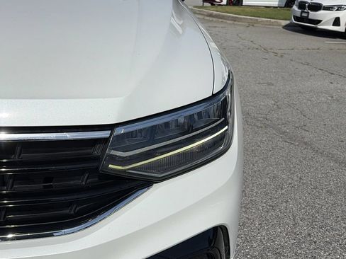 Used 2023 Volkswagen Tiguan SE R-Line FWD image 29