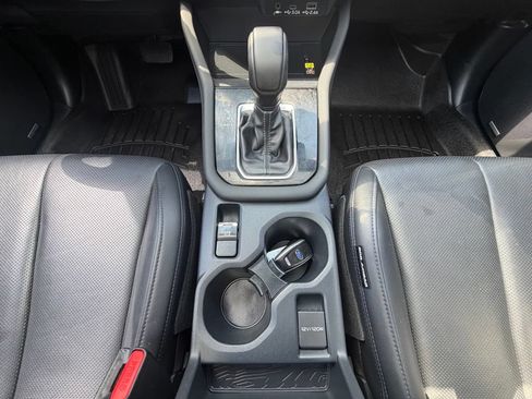Used 2025 Subaru Forester Limited AWD/4WD image 12