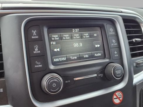 Used 2024 RAM 1500 Classic SLT image 5