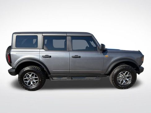 Used 2025 Ford Bronco Badlands AWD/4WD image 9