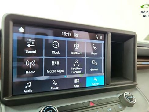 Used 2022 Ford Maverick Lariat image 47