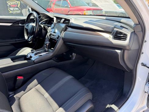 Used 2019 Honda Civic EX image 20