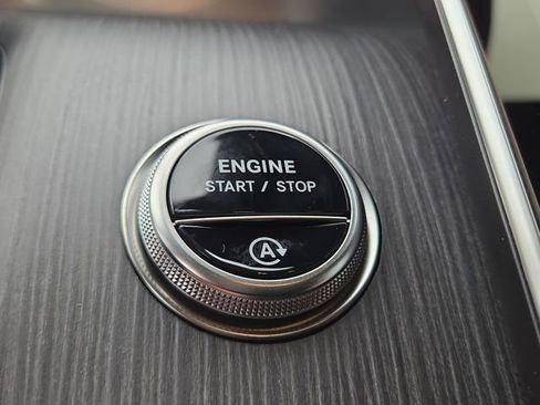 New 2026 Mercedes-Benz GLC 300 4MATIC image 11