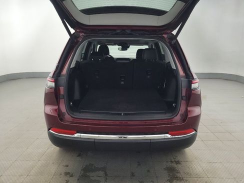 Used 2022 Jeep Grand Cherokee Limited 4xe image 29