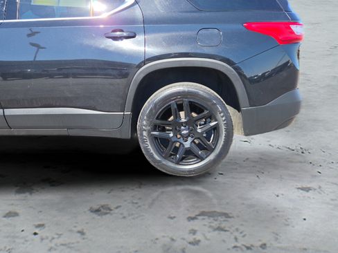 Used 2021 Chevrolet Traverse LS w/ LPO, Blackout Package AWD/4WD image 76