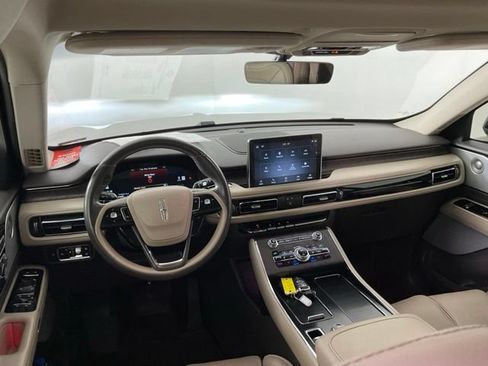 Used 2020 Lincoln Aviator Reserve w/ Equipment Group 201A RWD image 26