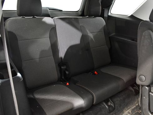 Used 2021 Chevrolet Traverse LT w/ LPO, Floor Liner Package image 20