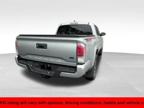 Used 2023 Toyota Tacoma TRD Sport image 8
