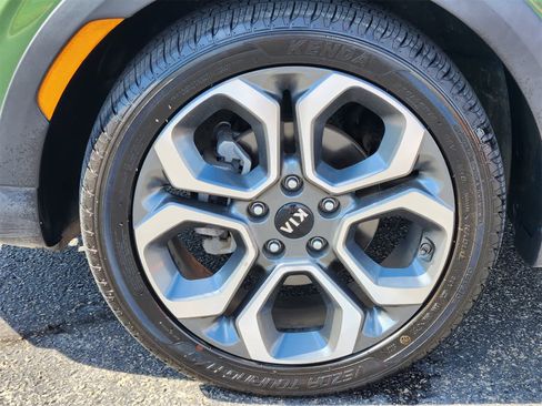 Used 2020 Kia Soul X-Line image 9