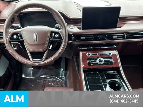 Used 2023 Lincoln Aviator Black Label w/ Class IV Trailer Tow Package image 29
