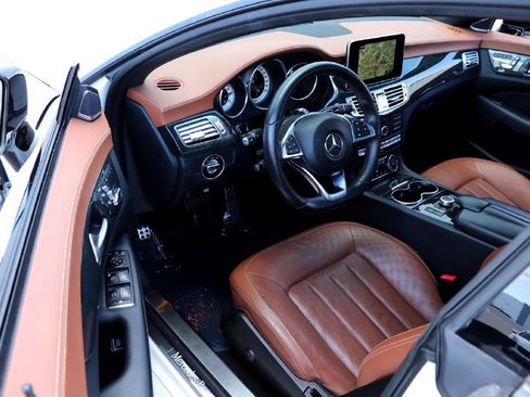 Used 2018 Mercedes-Benz CLS 550 w/ Premium 2 Package image 16