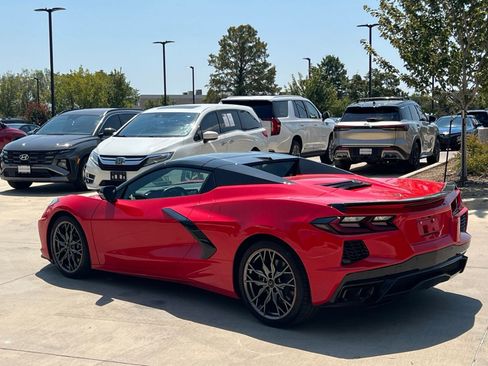 Used 2024 Chevrolet Corvette Stingray Preferred Conv w/ Stealth Interior Trim Package RWD image 9