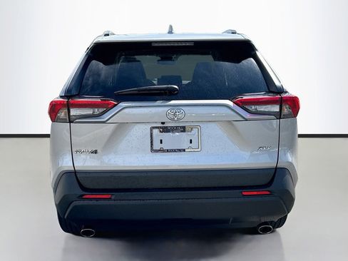 Used 2023 Toyota RAV4 XLE Premium FWD image 6