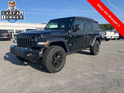 Used 2023 Jeep Wrangler Unlimited w/ Cold Weather Group image 1