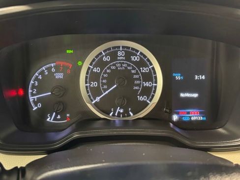 Used 2021 Toyota Corolla LE w/ LE Convenience Package FWD image 9