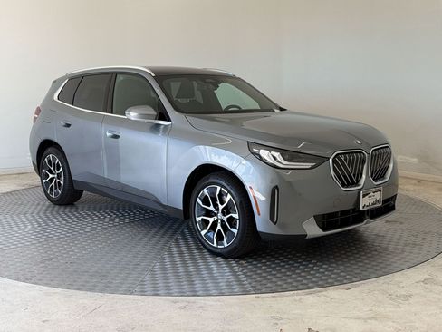 Used 2026 BMW X3 xDrive30i w/ Premium Package AWD/4WD image 7