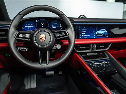 Used 2025 Porsche Macan Electric image 21