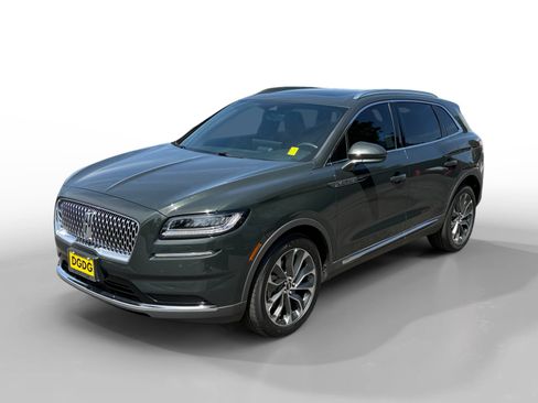Used 2023 Lincoln Nautilus Reserve w/ Luxury Package AWD/4WD image 1