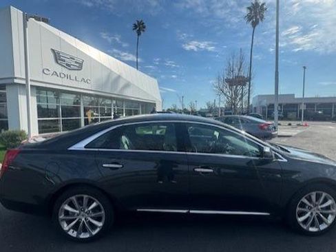 Used 2013 Cadillac XTS Luxury w/ Driver Awareness Package image 4