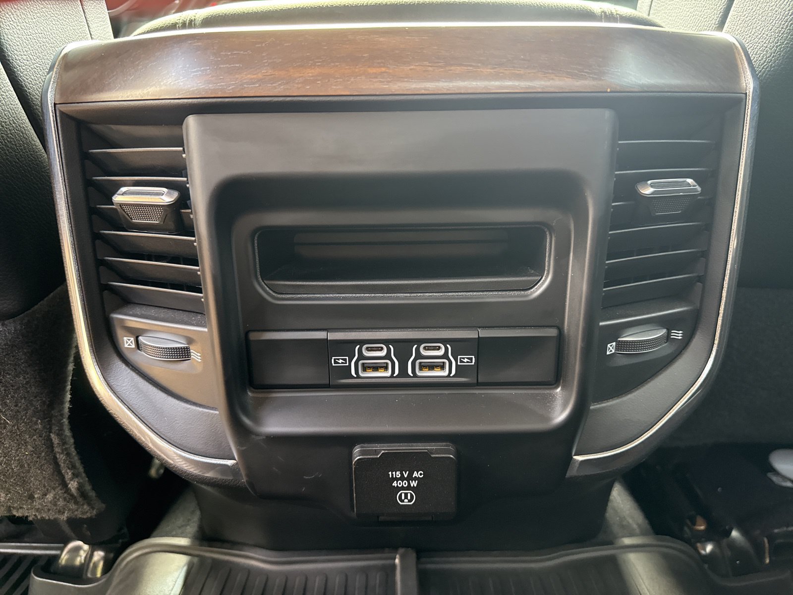 Used 2022 RAM 2500 Laramie AWD/4WD image 27