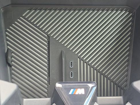 Used 2025 BMW X3 xDrive30i w/ M Sport Package AWD/4WD image 32