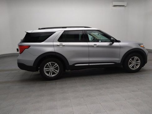 Used 2022 Ford Explorer XLT RWD image 10