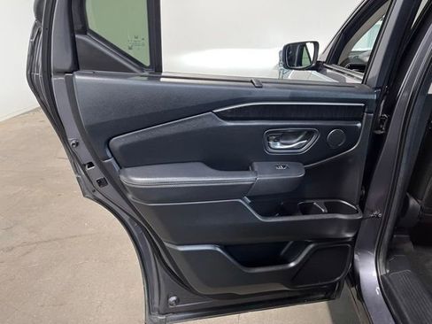 Used 2024 Honda Pilot Elite image 19