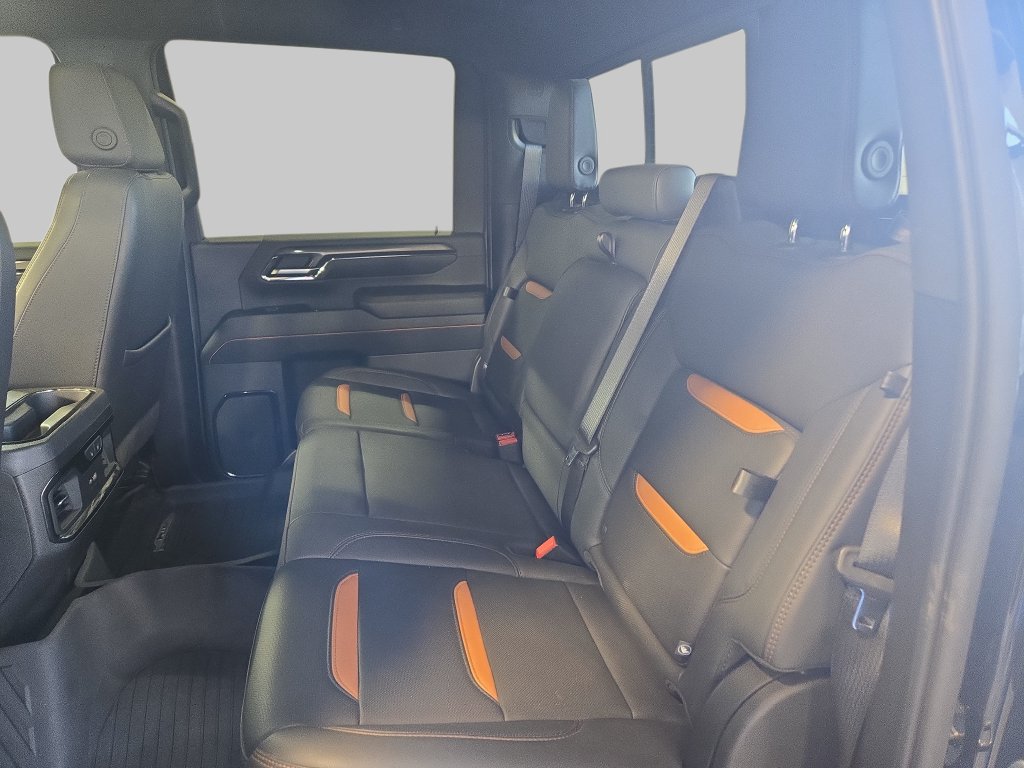 Used 2024 GMC Sierra 2500 AT4 w/ AT4 Premium Plus Package AWD/4WD image 15