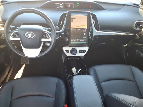 Used 2019 Toyota Prius Prime Premium image 19